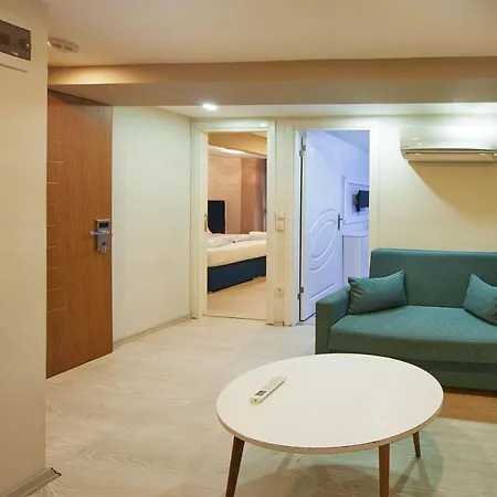 Moon Blue Suites Aparthotel Istanbul